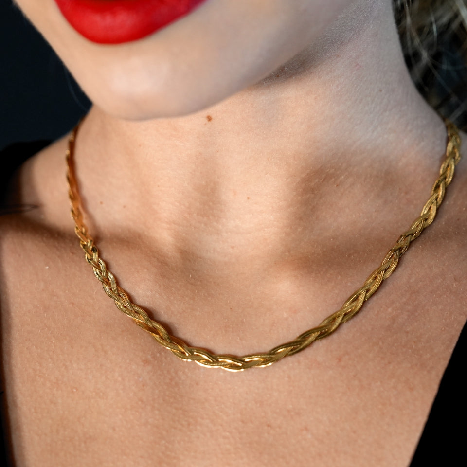 Hackney Nine TARA Intertwined Herringbone Snake Skin Textured Necklace in Gold